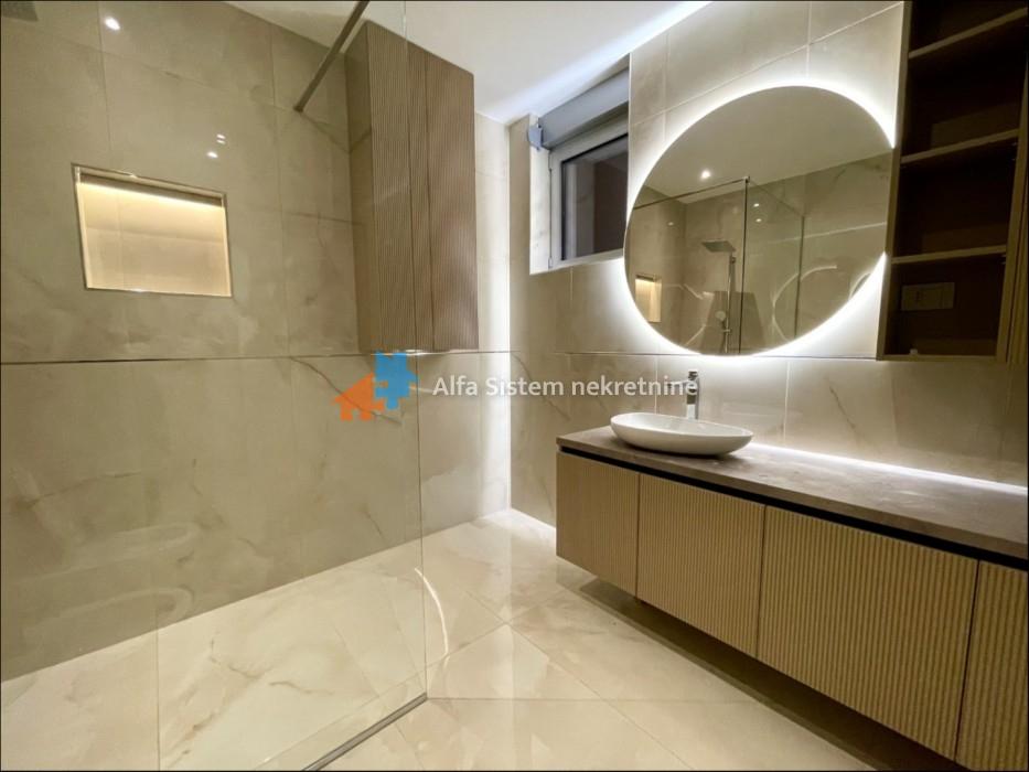 izdavanje-nekretnina-T77vPNRukr Četvorosoban stan za izdavanje, Senjak, Beograd, 153m², 4.150 €/mes