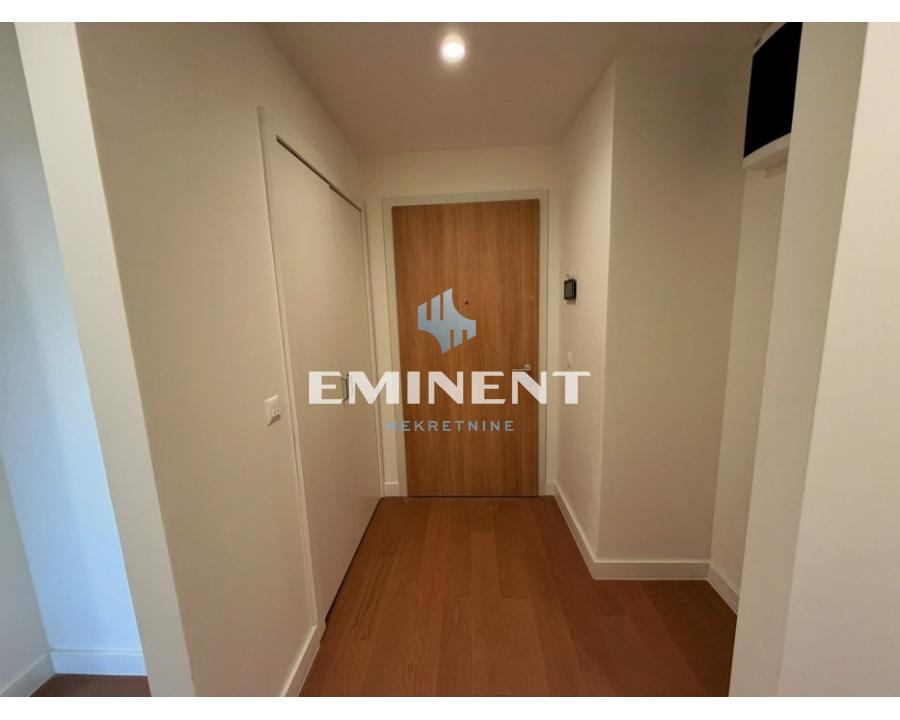 Četvorosoban stan za izdavanje, Beograd na Vodi, Beograd, 111m², 2.500 €/mes