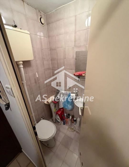 izdavanje-nekretnina-beograd-Hbnr1UyD4J Četvorosoban stan za izdavanje, Blok 72, Beograd, 93m², 1.000 €/mes