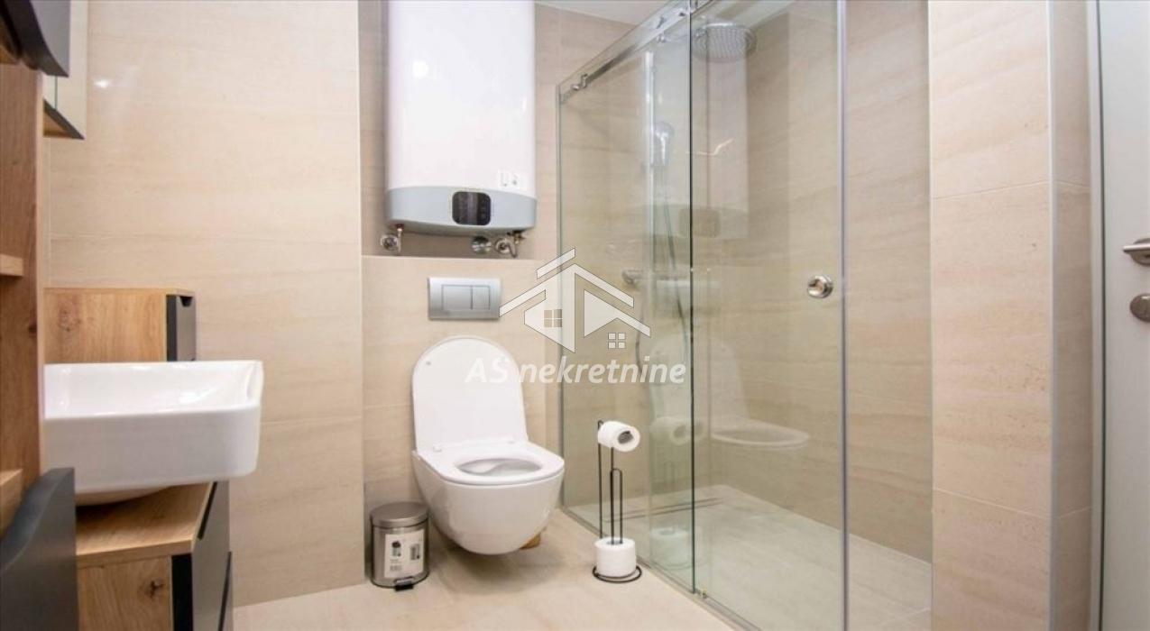 Stan Izdavanje Beograd Blok 65 56 m2