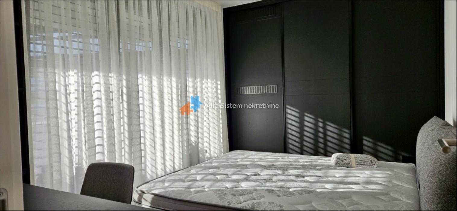 Stan Izdavanje Beograd Blok 64 53 m2