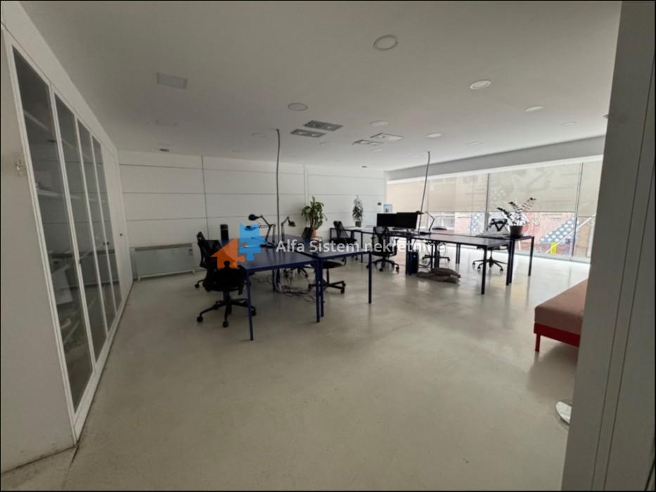 izdavanje-nekretnina-beograd-rCrjTT7rxG Lokal za izdavanje, Skupština, Beograd, 281m², 3.750 €/mes