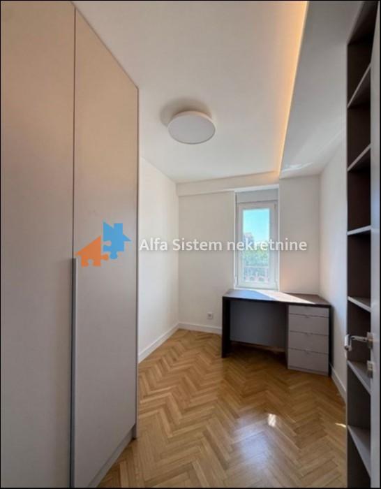 izdavanje-nekretnina-hMpCuvrIB5 Četvorosoban stan za izdavanje, Bežanijska Kosa 2, Beograd, 90m², 4. sprat, 2.000 €/mes
