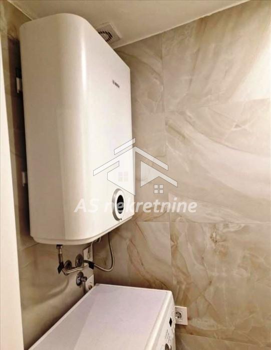 Trosoban stan za izdavanje, Francuska, Beograd, 40m², 850 €/mes