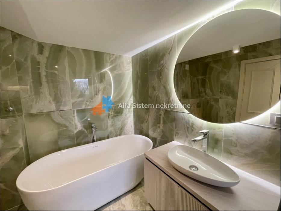 Četvorosoban stan za izdavanje, Senjak, Beograd, 174m², 3.200 €/mes