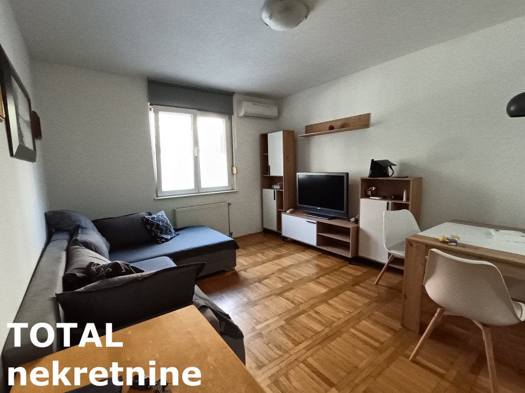 Stan Izdavanje Novi Sad Nova Detelinara 50 m2
