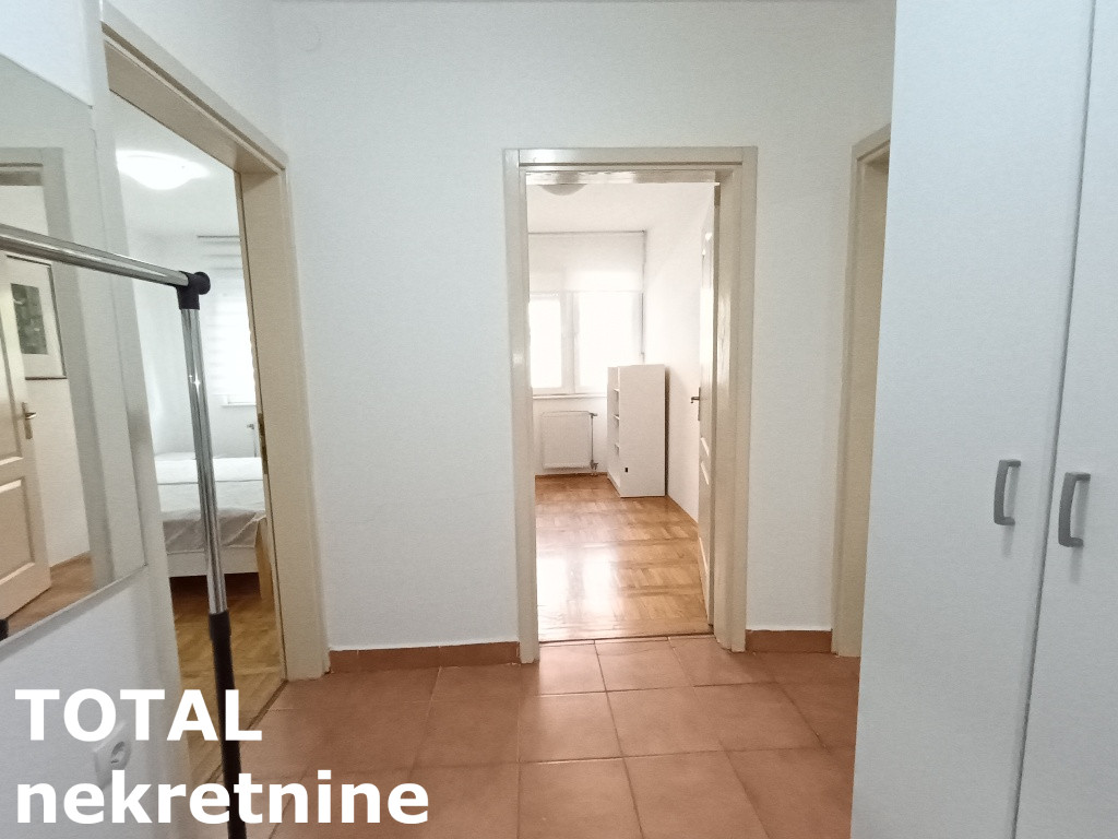 Stan Izdavanje Novi Sad Nova Detelinara 50 m2
