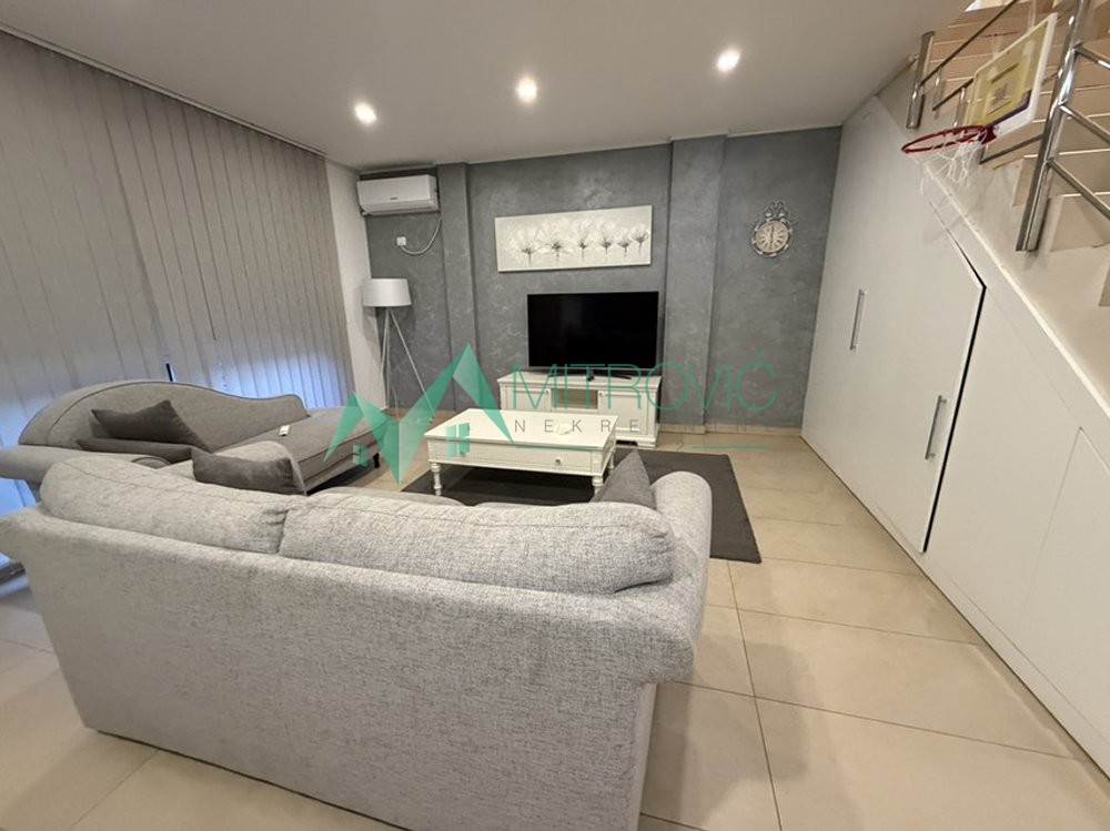 Stan Izdavanje Novi Sad Stan Izdavanje Novi Sad 113 m2