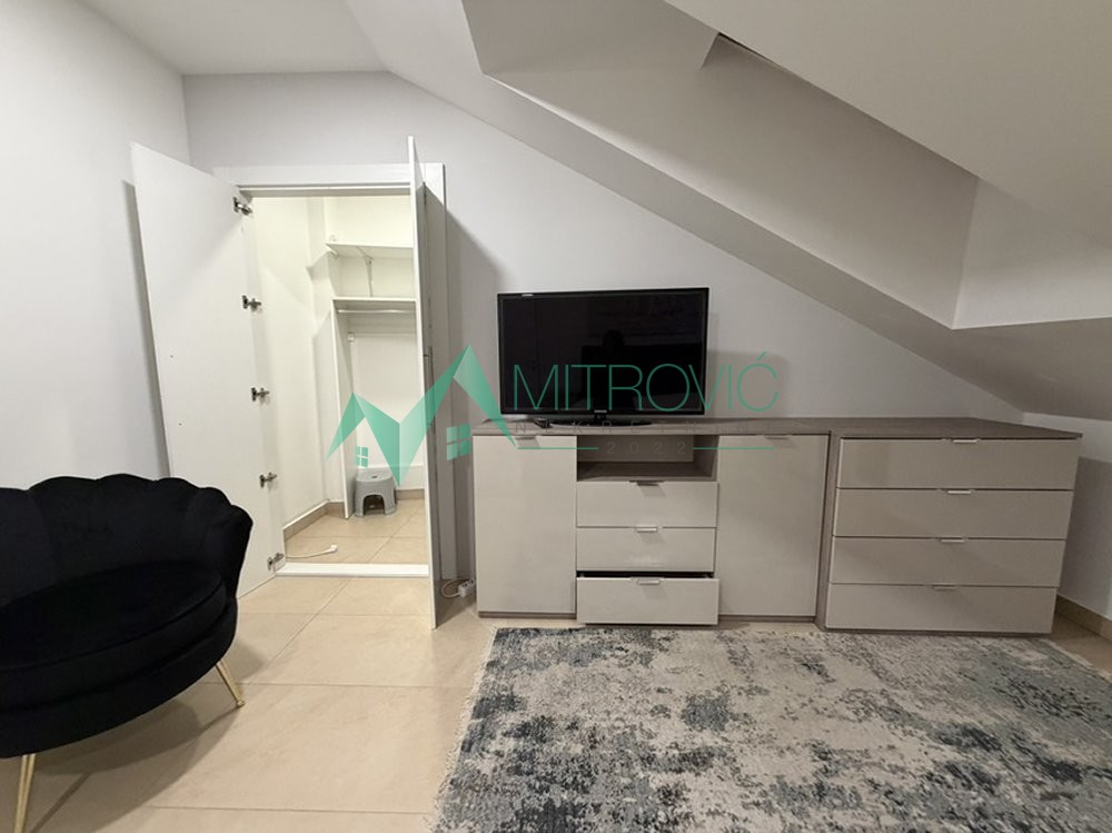 izdavanje-podbara-9102532-jdtae Četvoroiposoban stan za izdavanje, Podbara, Novi Sad, 113m², 1.200 €/mes