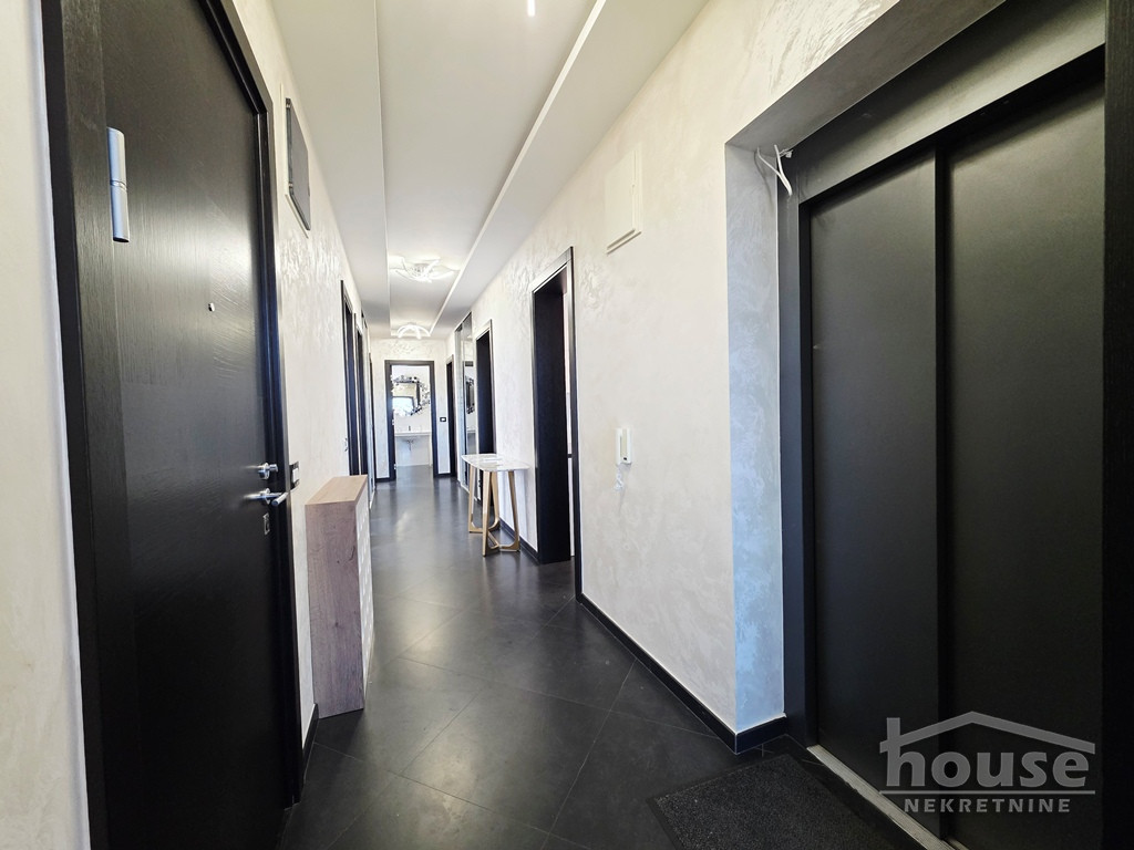 Višesoban stan za izdavanje, Sajmište, Novi Sad, 242m², 1.800 €/mes