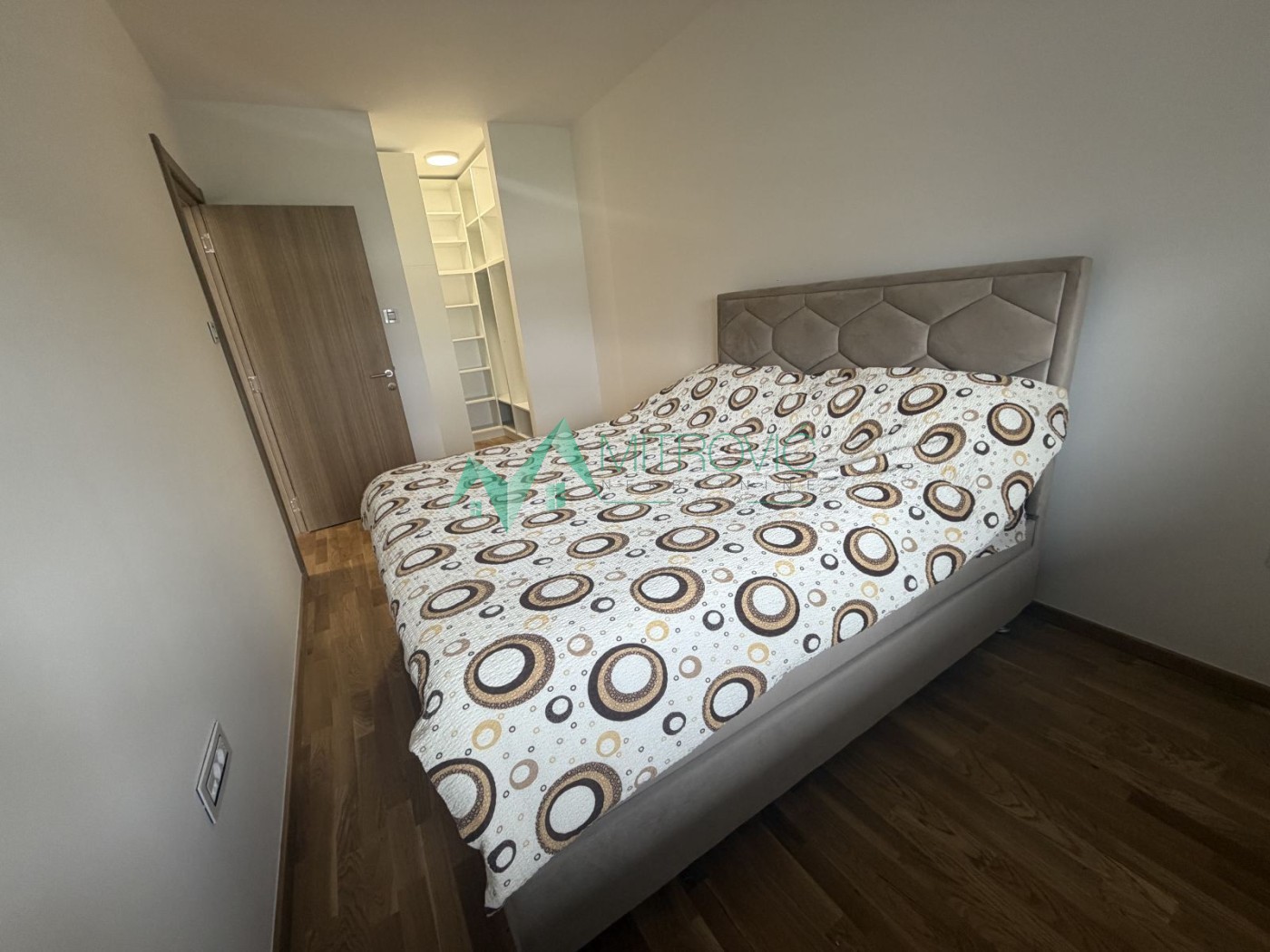 Trosoban stan za izdavanje, Salajka, Novi Sad, 68m², 2. sprat, 1.100 €/mes