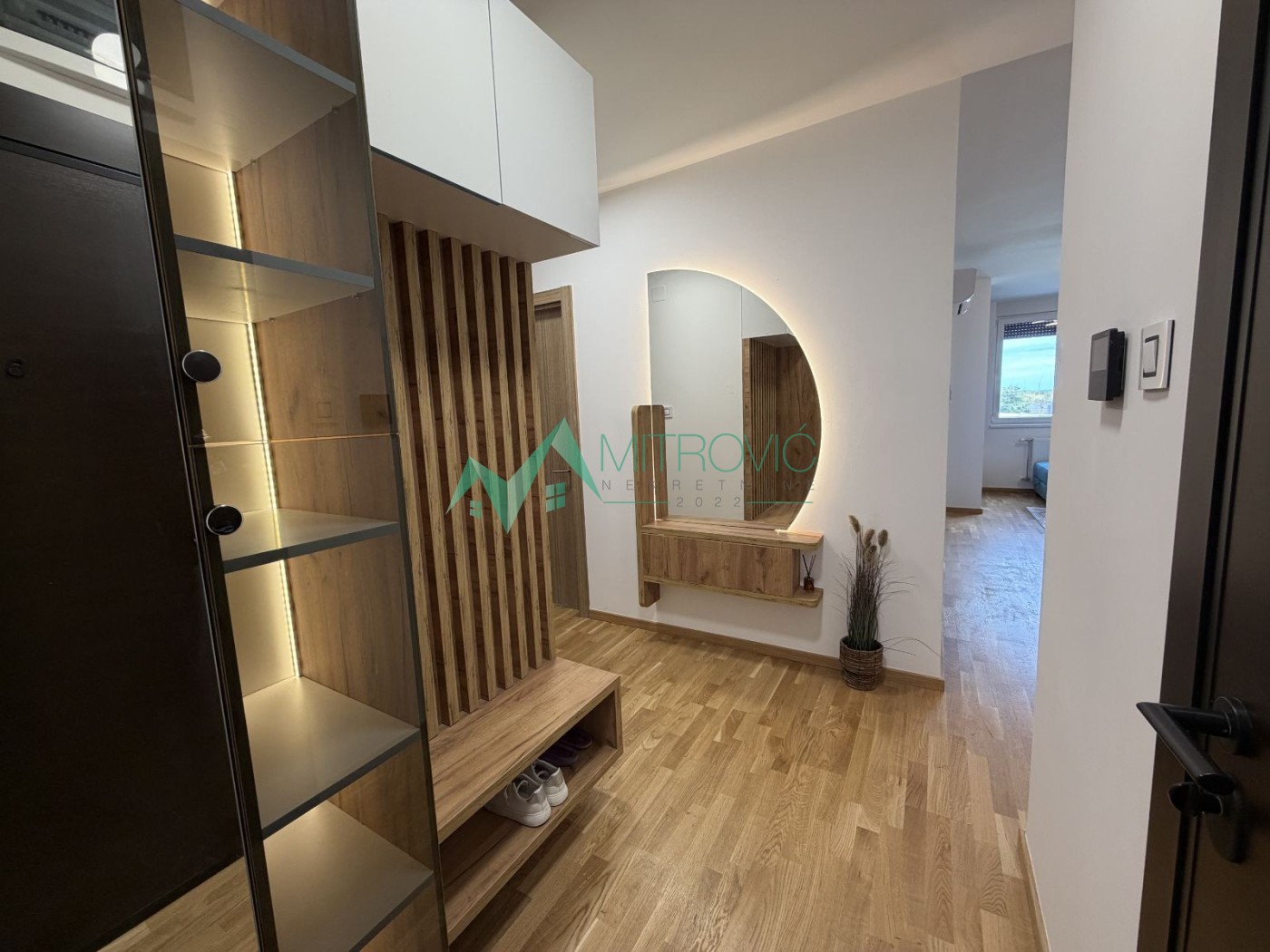 Stan Izdavanje Novi Sad  68 m2