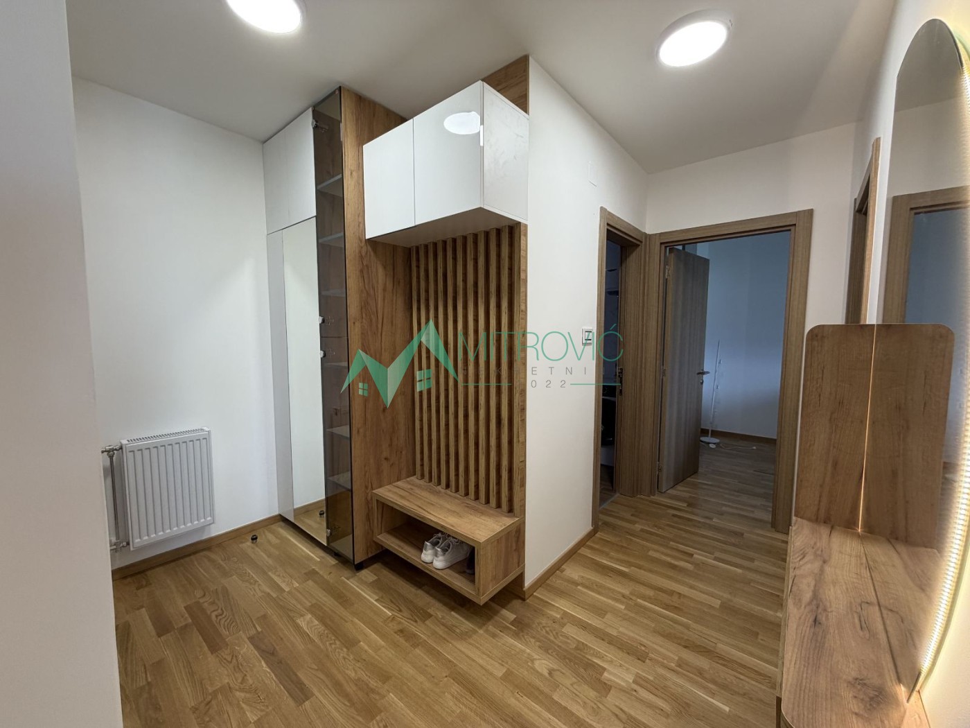 Stan Izdavanje Novi Sad  68 m2