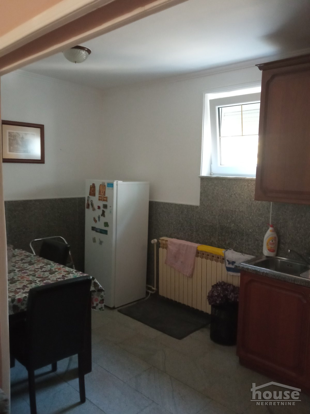 Kuća Izdavanje Sremski Karlovci Kuća Izdavanje Sremski Karlovci 166 m2