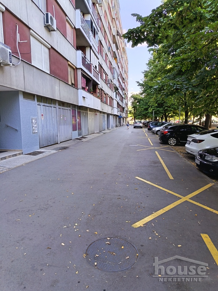 Garaža Izdavanje Novi Sad Garaža Izdavanje Novi Sad Železnička Stanica 10 m2