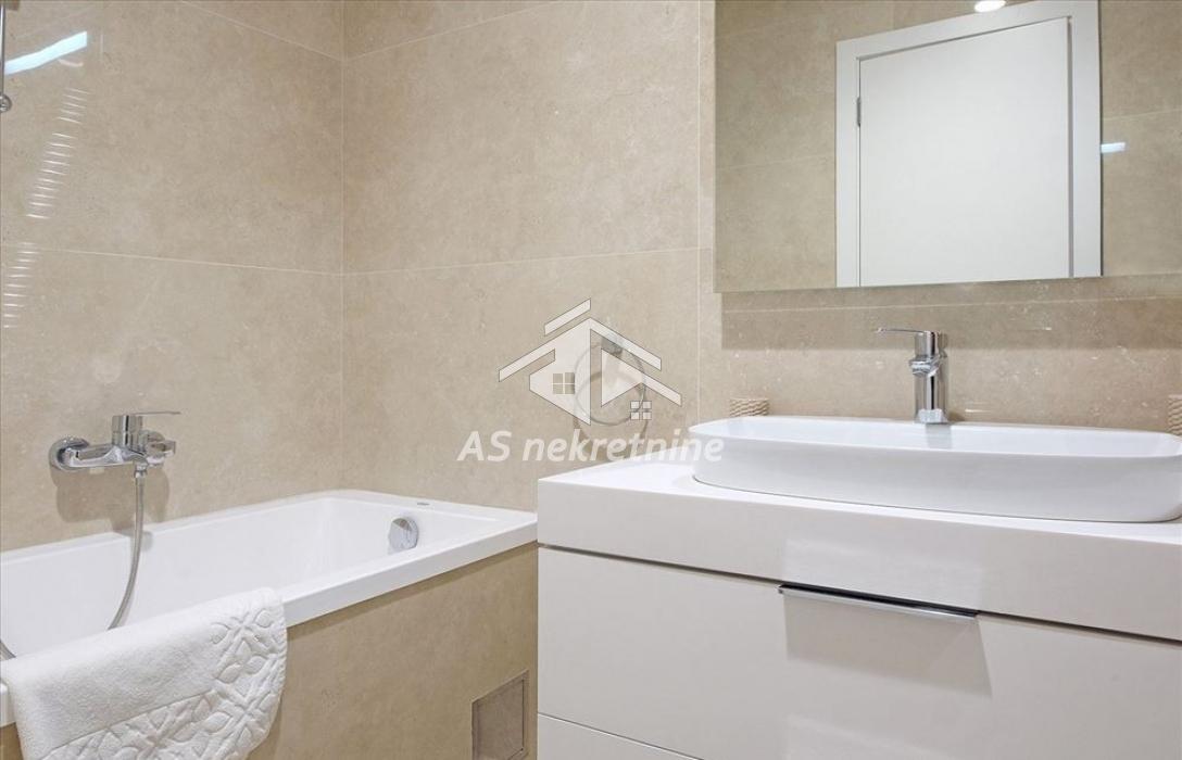 Trosoban stan za izdavanje, Kneza Miloša, Beograd, 89m², 2.500 €/mes