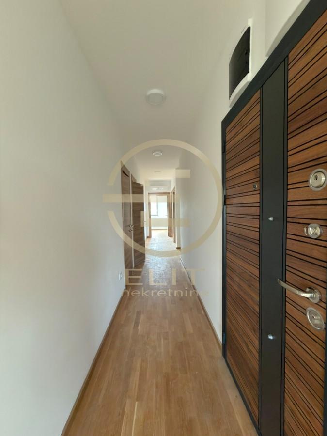Stan Prodaja Novi Sad Mišeluk 78 m2