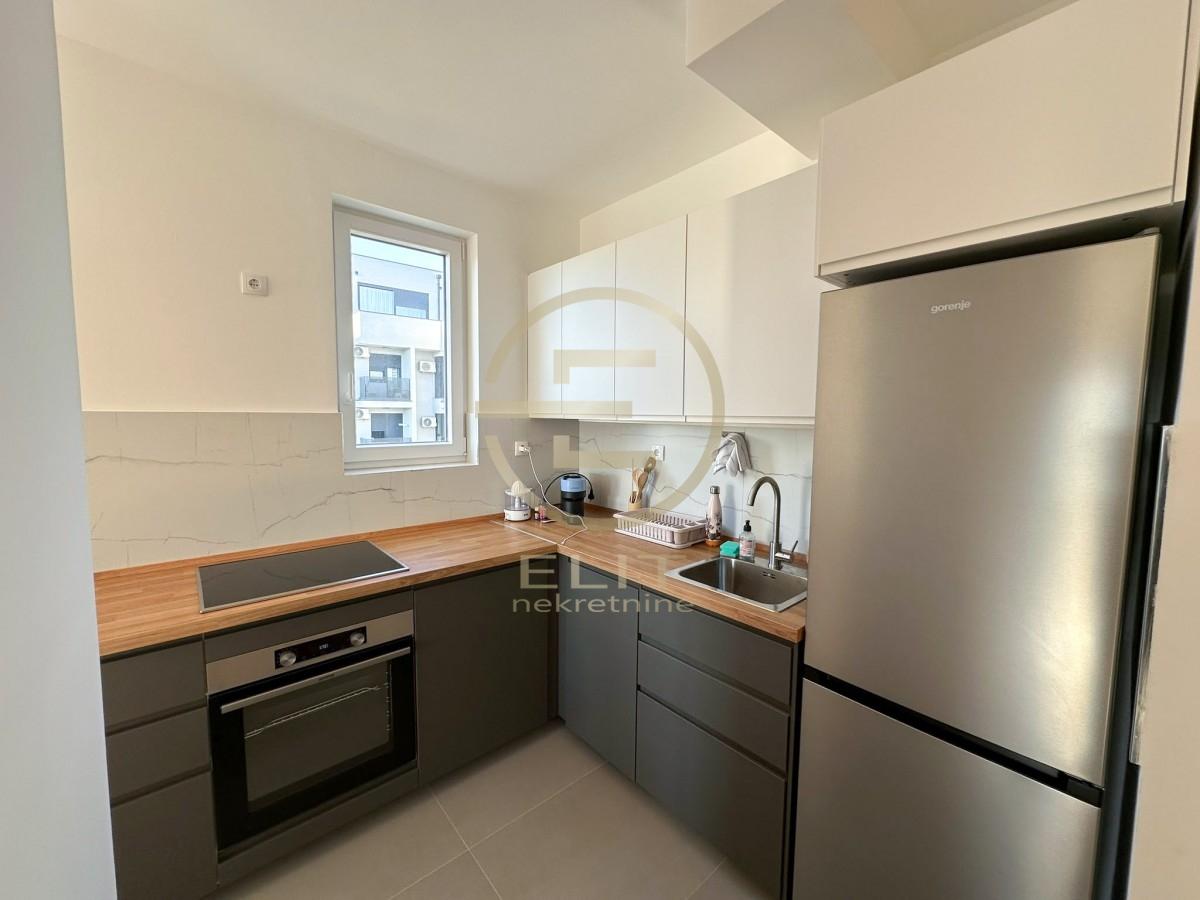 Stan Izdavanje Novi Sad Južni Telep 52 m2