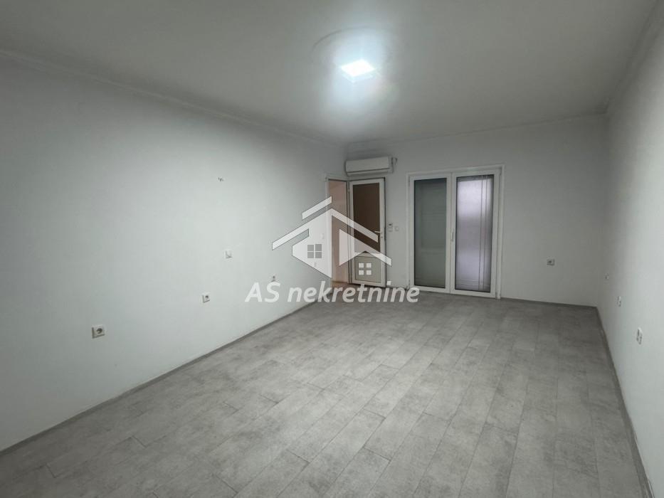 Kuća Izdavanje Beograd Donji Grad 250 m2
