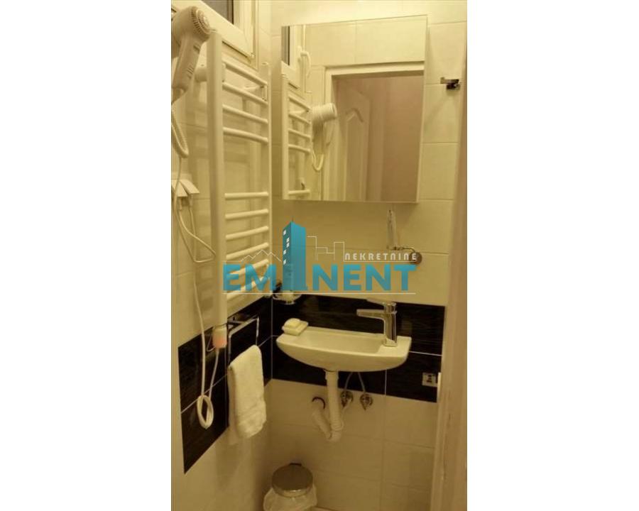 izdavanje_nekretnina_AZfnE6tQ11 Jednosoban stan za izdavanje, Gundulićev Venac, Beograd, 27m², 650 €/mes