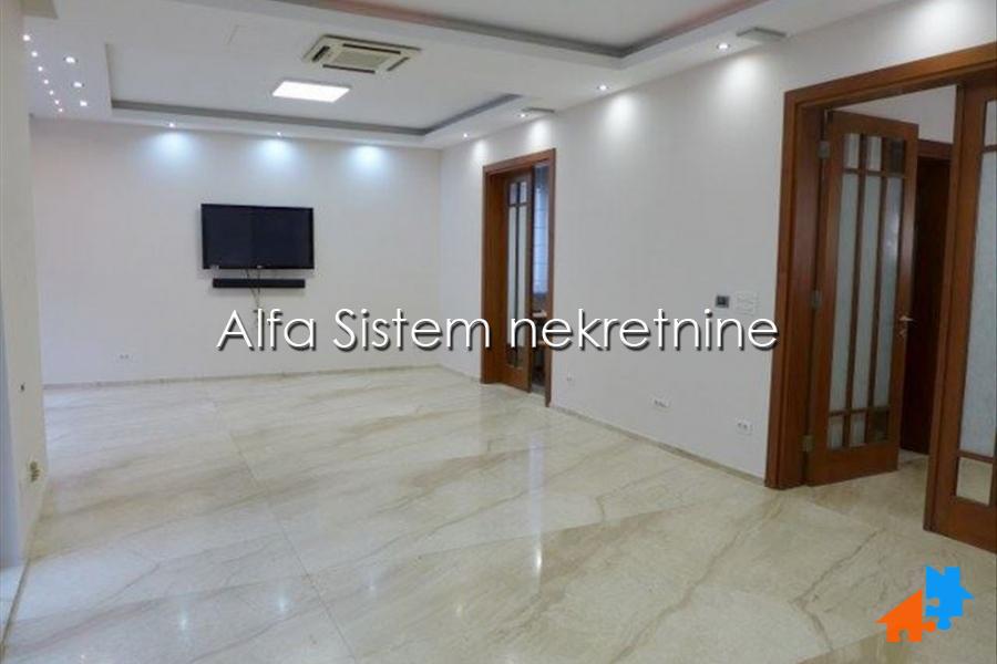 Kuća Izdavanje Beograd Kuća Izdavanje Beograd Banovo Brdo 400 m2