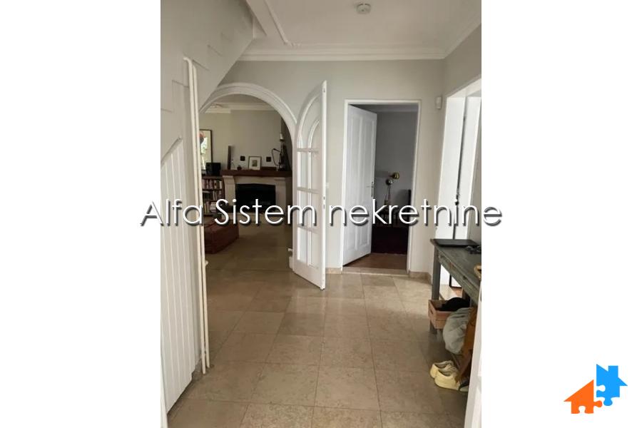 Petosoban stan za izdavanje, Neimar, Beograd, 250m², 3.000 €/mes