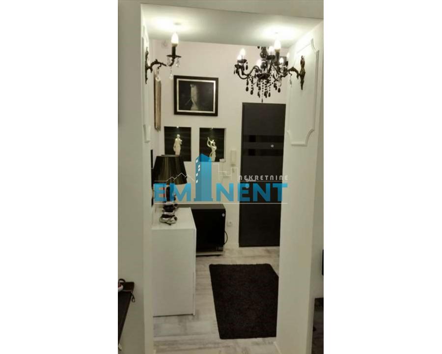 izdavanje_stanova_qa2MGYhv12 Jednosoban stan za izdavanje, Gundulićev Venac, Beograd, 27m², 650 €/mes