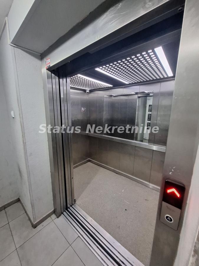 Garsonjera na prodaju, Bulevar Evrope, Novi Sad, 35m², 124.400 €