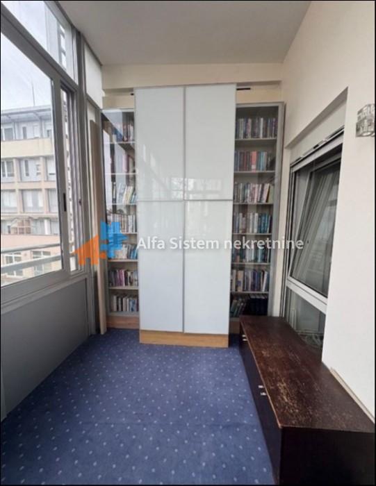 kuca-izdavanje-GPmJoAwwo5 Trosoban stan za izdavanje, Vukov Spomenik, Beograd, 125m², 1.800 €/mes