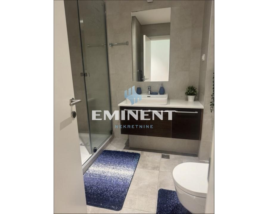 kuca-izdavanje-OwiyMDuxmt Četvorosoban stan za izdavanje, Beograd na Vodi, Beograd, 124m², 4.000 €/mes