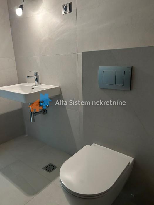 kuca-izdavanje-beograd-M4pxLoRfVa Trosoban stan za izdavanje, Blok 65, Beograd, 77m², 1.200 €/mes