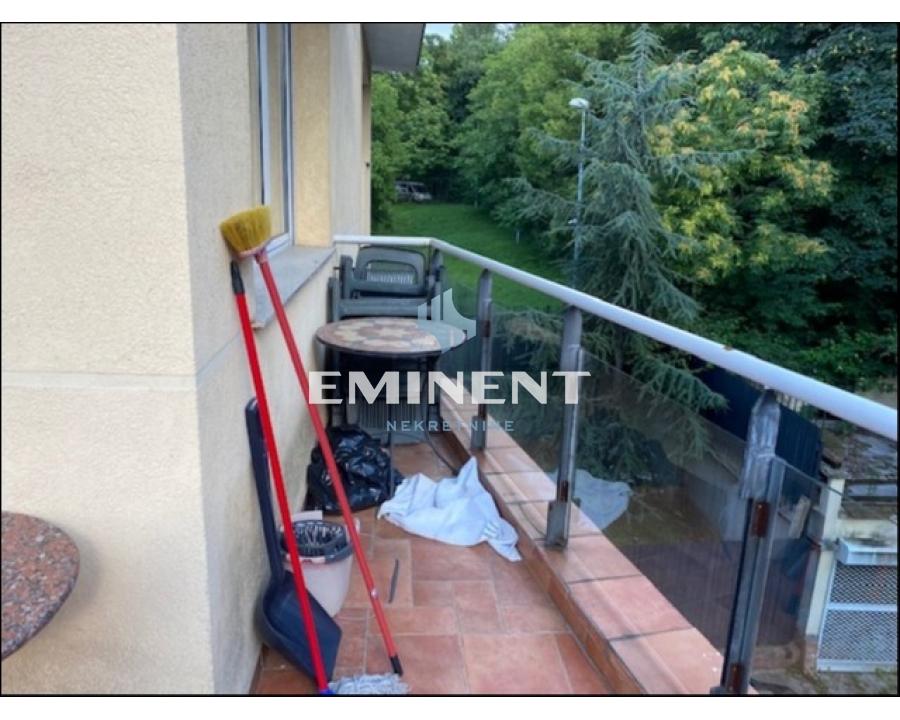 Trosoban stan za izdavanje, Dedinje, Beograd, 120m², 1.350 €/mes