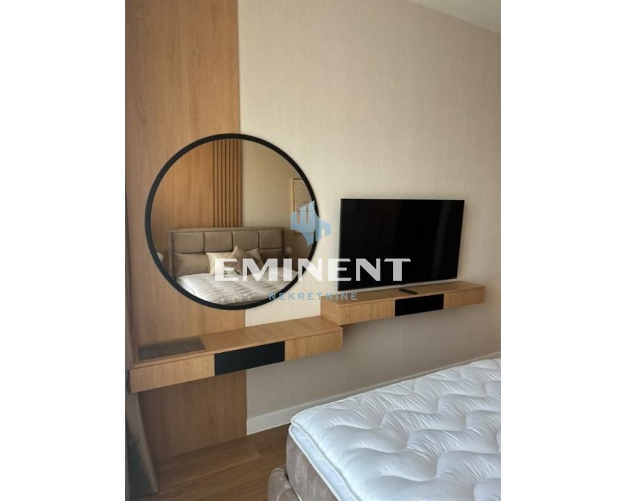 kuca-izdavanje-lpcxrTzrI6 Trosoban stan za izdavanje, Beograd na Vodi, Beograd, 80m², 2.700 €/mes