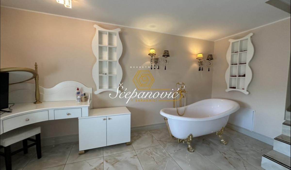 kuca-izdavanje-xQEereTeH8 Kuća za izdavanje, Čardak, Novi Sad, 223m², 1.100 €/mes