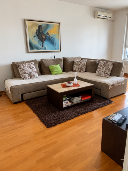 Stan Izdavanje Beograd Blok 67 - Belville 61 m2
