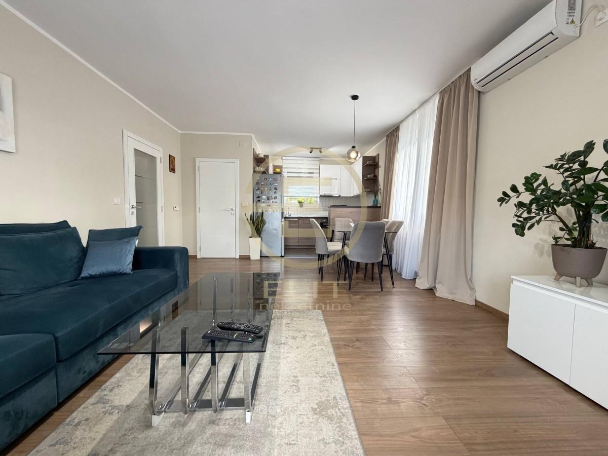 kuca-prodaja-L1ExPJr9DD Kuća na prodaju, Sremska Kamenica, Novi Sad, 174m², 485.000 €