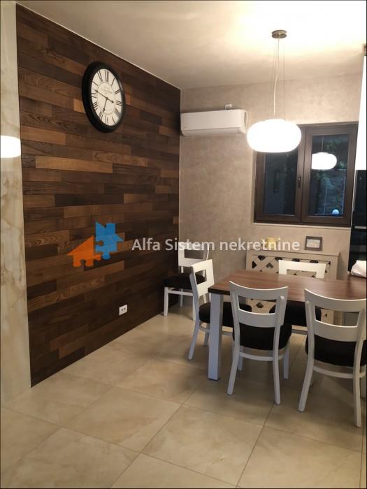 Kuća Izdavanje Beograd Kuća Izdavanje Beograd Zvezdarska Šuma 180 m2