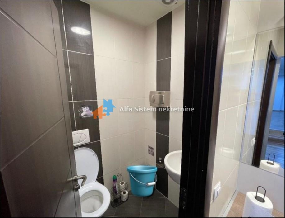 Lokal Izdavanje Beograd Kalenić Pijaca 100 m2