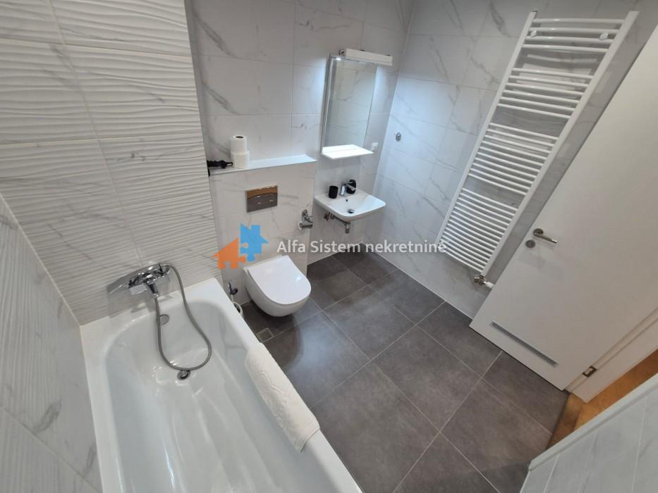 kuca-prodaja-beograd-dUKUTl0I8f Trosoban stan za izdavanje, Trošarina, Beograd, 95m², 1.300 €/mes
