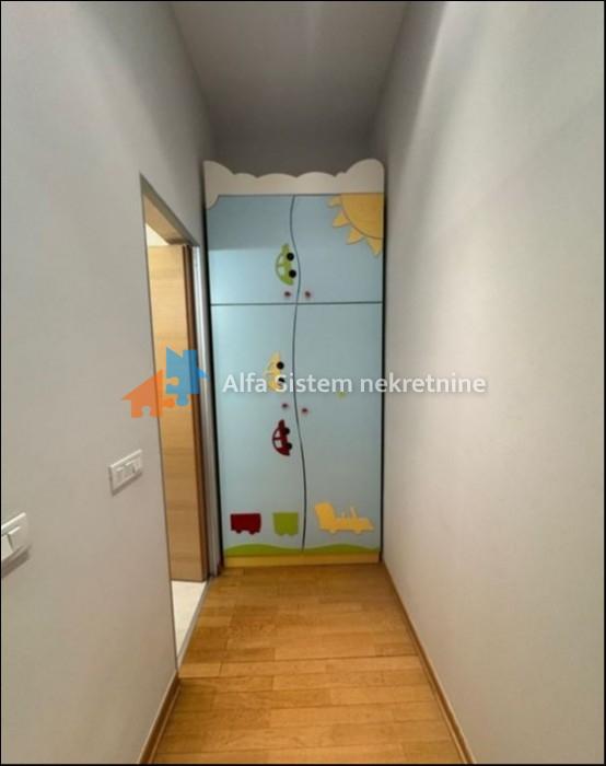 kuca-prodaja-beograd-gtfLQUCZ6I Stan Izdavanje Beograd Vukov Spomenik 125 m2
