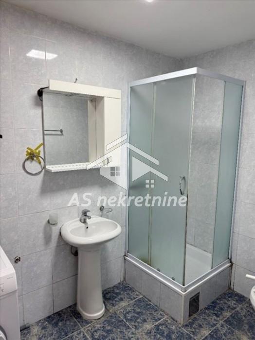 kuca-prodaja-beograd-v4Vi1Qp9Be Trosoban stan za izdavanje, Mirijevo, Beograd, 60m², 500 €/mes