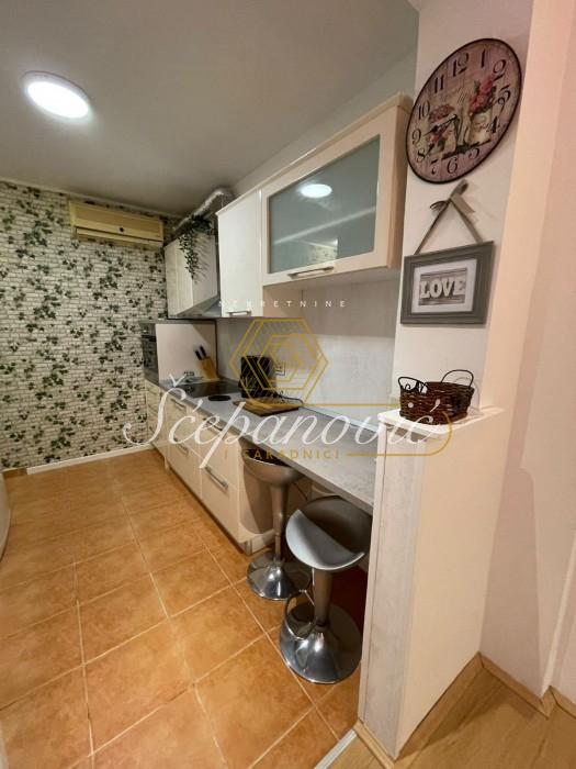 Stan Izdavanje Novi Sad Stan Izdavanje Novi Sad 90 m2