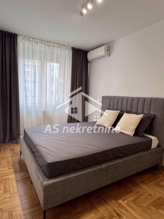 Stan Izdavanje Beograd Autokomanda 73 m2