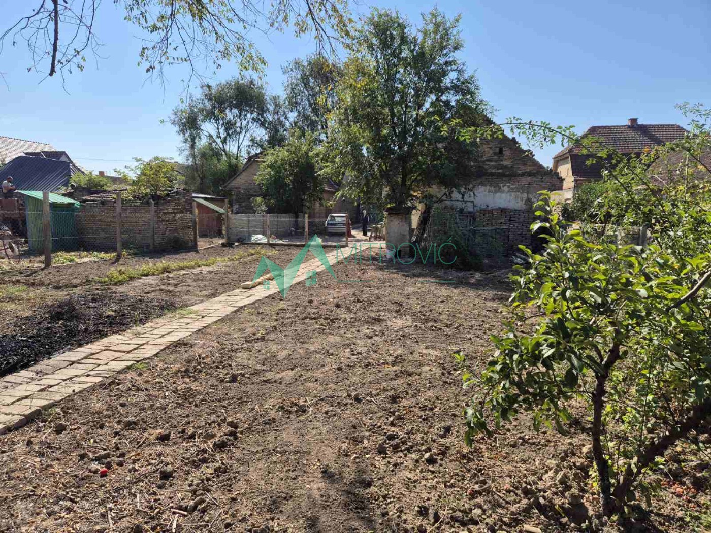 kuce-beCej-3000277-mhmag Kuća Prodaja Bečej 184 m2