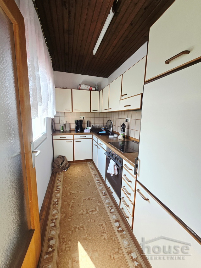 kuce-budisava-3091641-fiqem Kuća Prodaja Novi Sad 249 m2