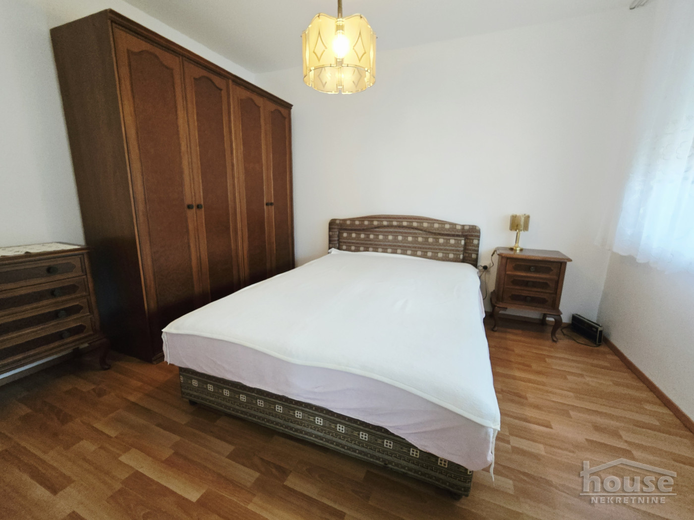 kuce-budisava-3091641-nr5tw Kuća na prodaju, Budisava, Novi Sad, 249m², 1. sprat, 190.500 €