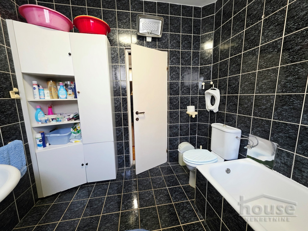 Kuća na prodaju, Temerin, 158m², 241.500 €