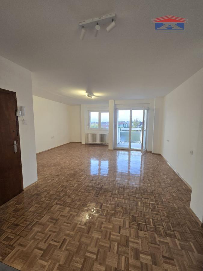 Stan Izdavanje Novi Sad  78 m2