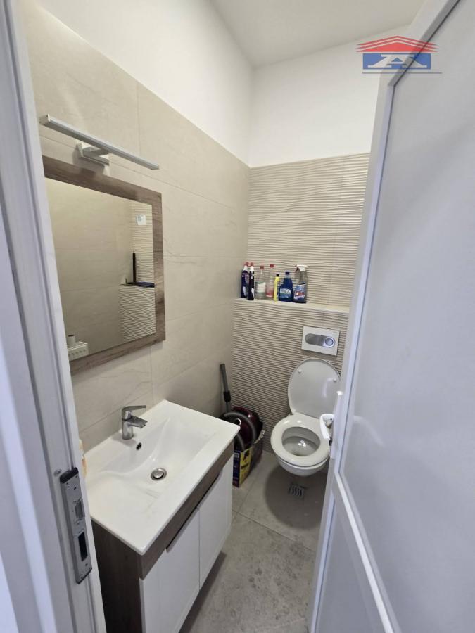 kzgaya5swy-img-99eb66c6e695d8c99121c62c8c6429b4-v Lokal za izdavanje, Centar, Novi Sad, 86m², 700 €/mes