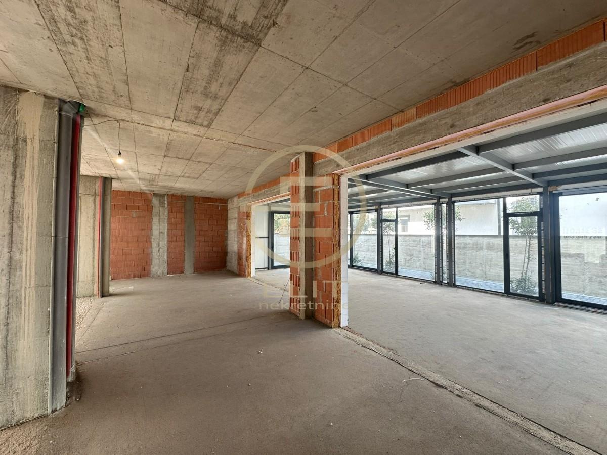 Lokal Izdavanje Novi Sad Lokal Izdavanje Novi Sad Bulevar Patrijarha Pavla 314 m2